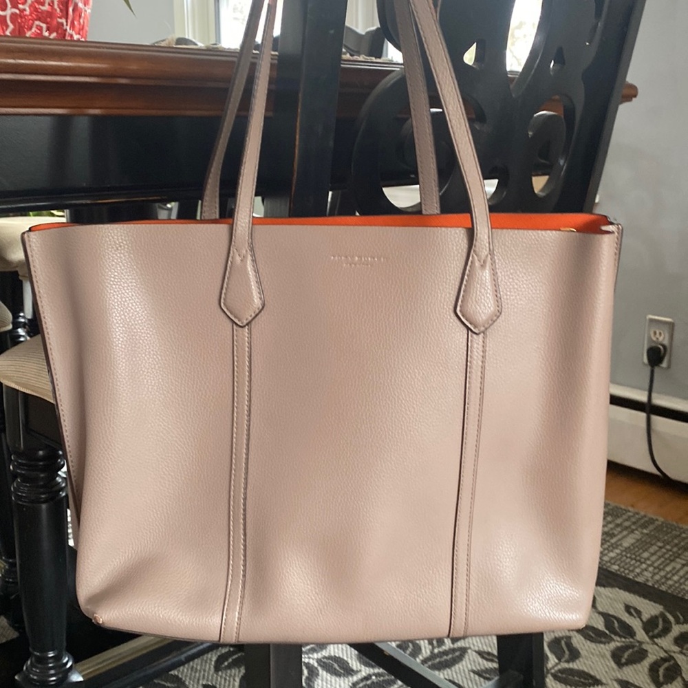 Tory Burch pebbled leather tote bag
